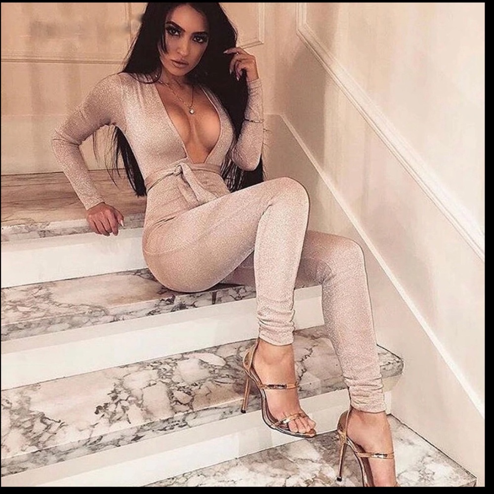 Sexy bandage deep plunge jumpsuit 🔥